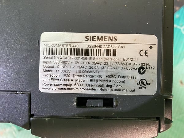 Siemens 6SE6440-2AD31-1CA1. Siemens Micromaster 440. 11.0kW. (UK / EU Read)
